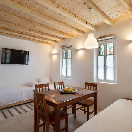 K Homes-Family Stone Suite Тинос Экстерьер фото