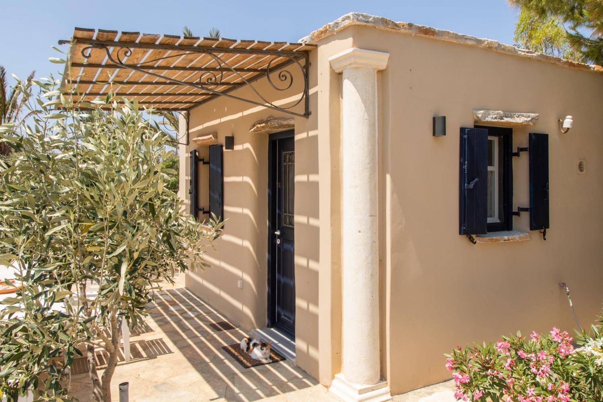 K Homes-Family Stone Suite Тинос Экстерьер фото
